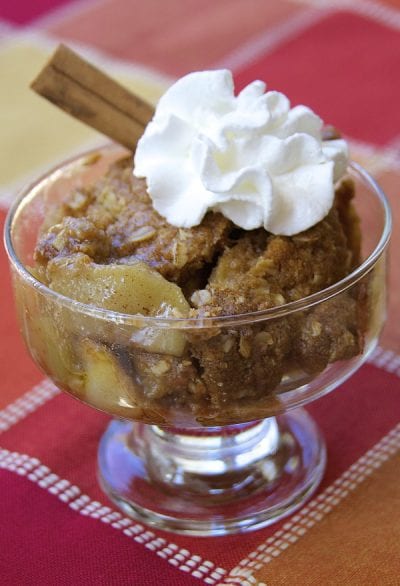Green Apple Crisp recipe- rolled oats, organic pastured butter and ginger. Crispy, buttery and tastes like home.