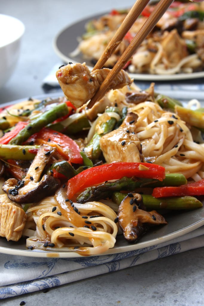 Lemongrass Chicken Noodle Stir Fry recipe is healthy decadence on a plate. It has asparagus, onions, shiitake mushrooms and red bell pepper. This made my family happy.