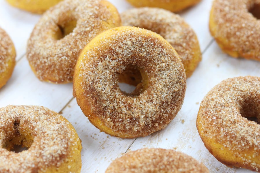 Pumpkin Spice Donuts 