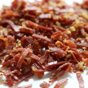 Crispy Prosciutto for Lemon Garlic Pasta