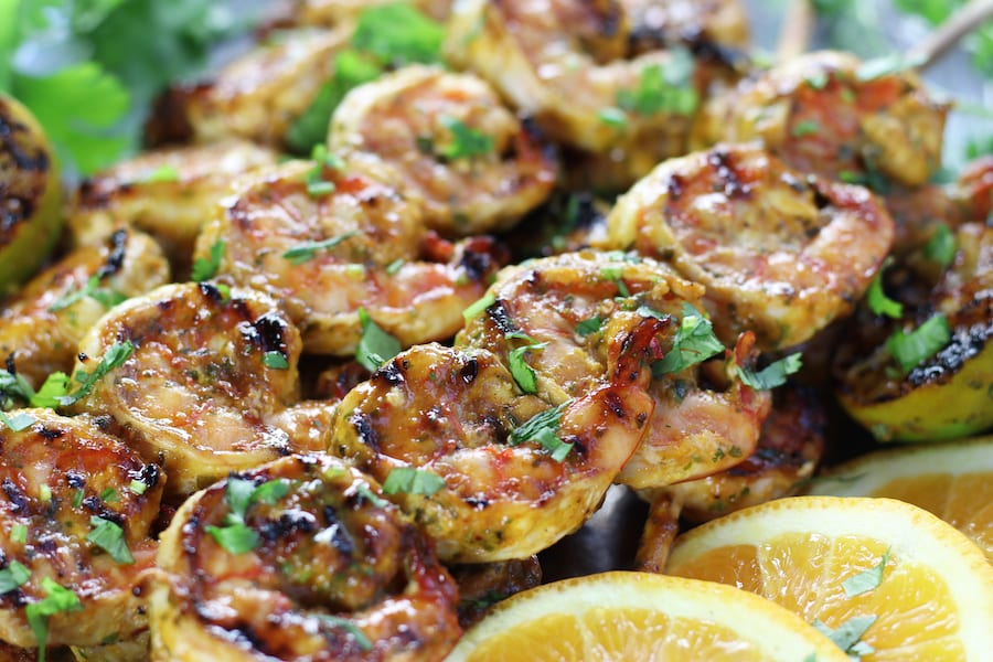 Grilled shrimp on a platter from Mango Shrimp Recipe.