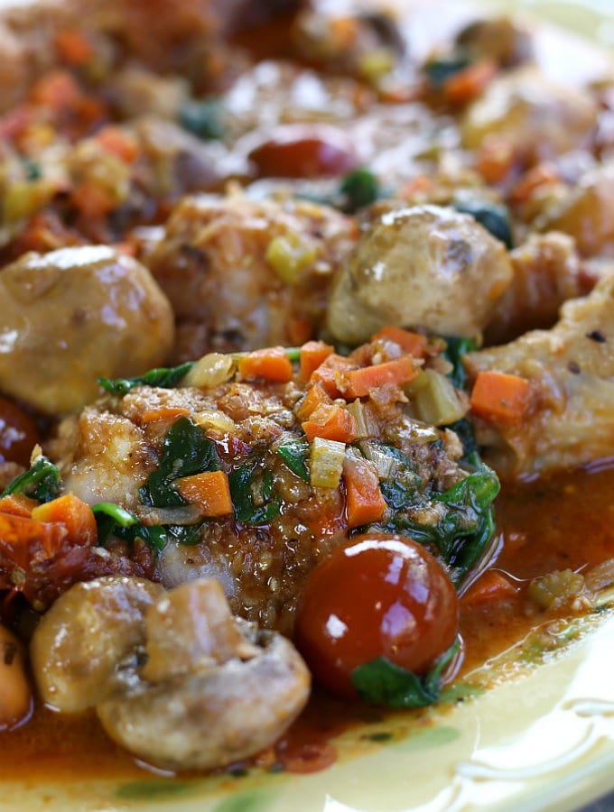 Up close photo of Chicken Contadina in a yellowfins bowl.