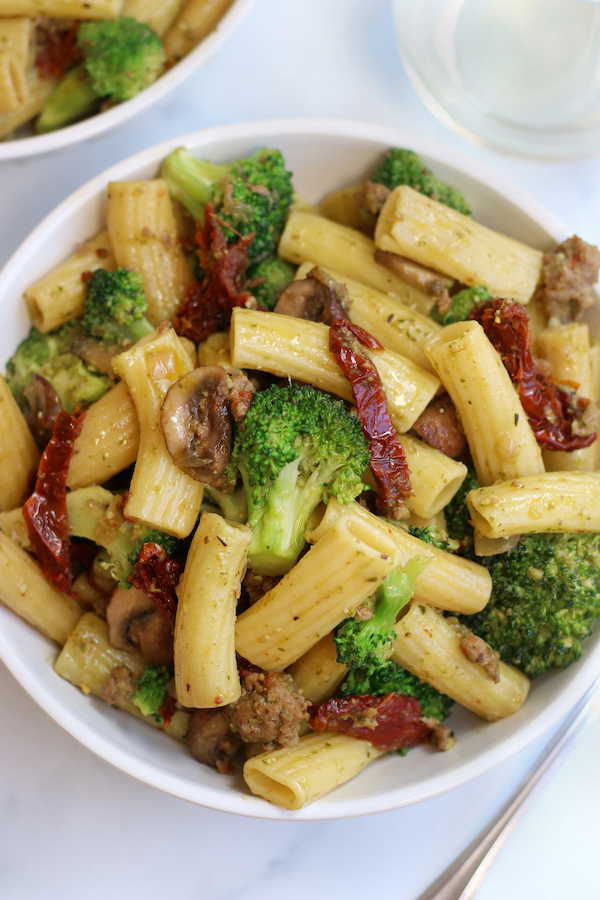 Overhead photo of a bowl of Sausage and Pesto Pasta.