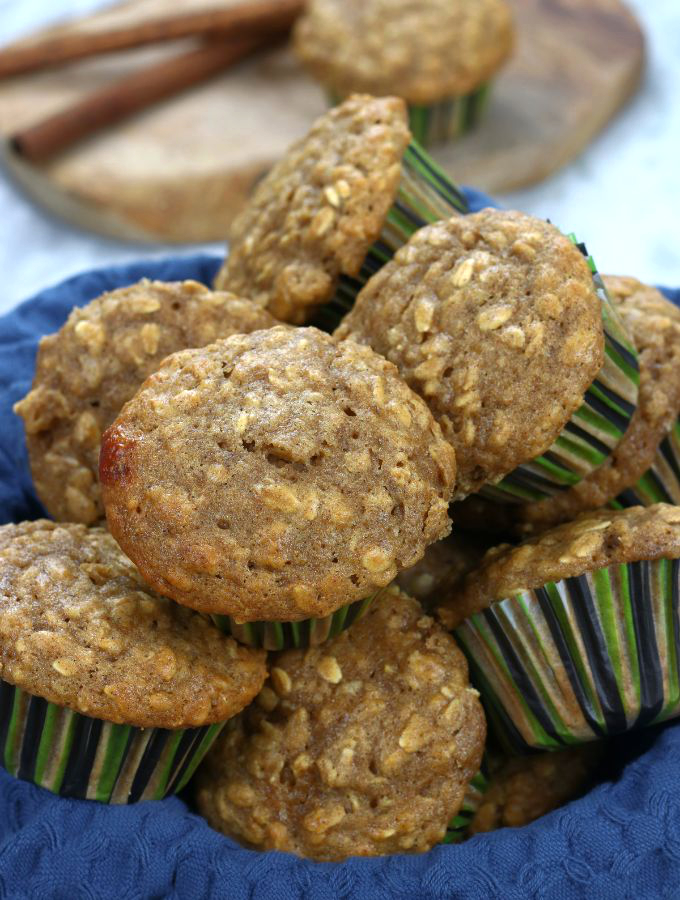 Oatmeal Cinnamon Muffins